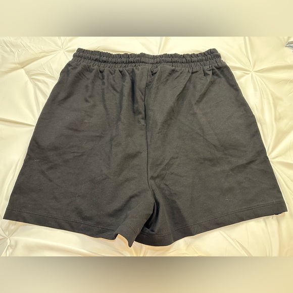 ASOS Design Black Sweatshirt Fabric Shorts NWOT - Picture 7 of 9